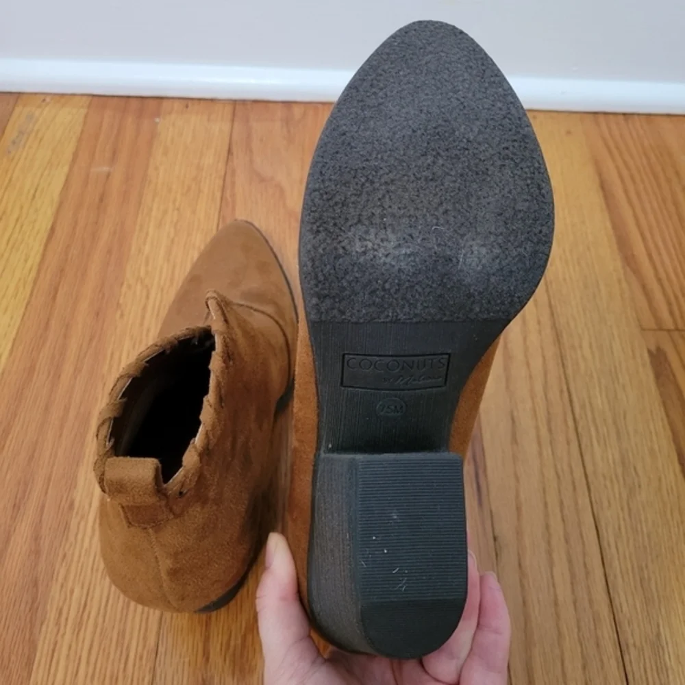 Coconuts by Matisse Bamba Suede V Cut Brown‎ Chunky Heel Ankle Boots 7.5 Western